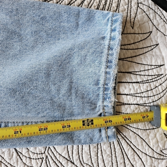 EUC EVERLANE The 90’s Cheeky Cropped Patchwork Jeans Sz 26 - Picture 12 of 13